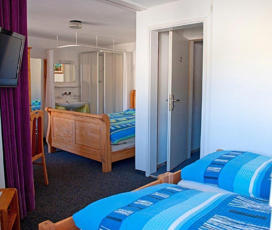 Hotel Haus Am Wald Arosa Habitación foto